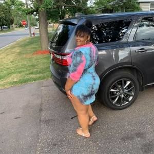 Meet your Posher, Lay